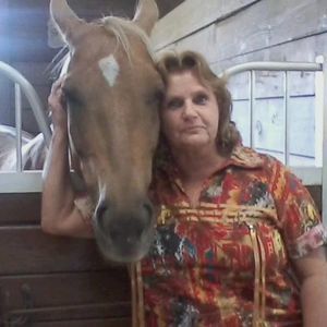 Meet your Posher, Annette